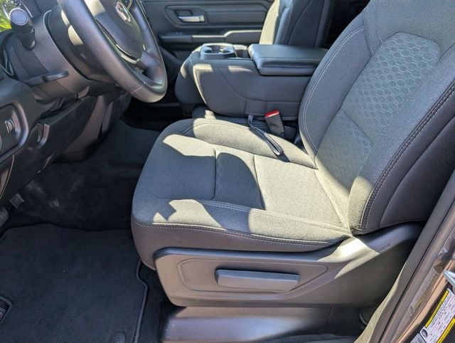 2026 RAM Ram 1500 RAM 1500 EXPRESS CREW CAB 4X2 5'7' BOX