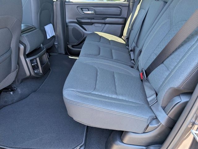 2026 RAM Ram 1500 RAM 1500 EXPRESS CREW CAB 4X2 5'7' BOX