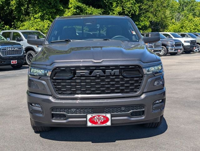 2026 RAM Ram 1500 RAM 1500 EXPRESS CREW CAB 4X2 5'7' BOX