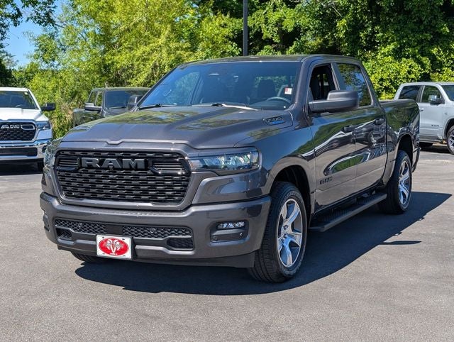 2026 RAM Ram 1500 RAM 1500 EXPRESS CREW CAB 4X2 5'7' BOX