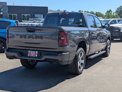 2026 RAM Ram 1500 RAM 1500 EXPRESS CREW CAB 4X2 5'7' BOX