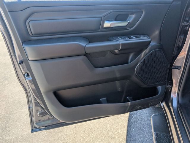 2026 RAM Ram 1500 RAM 1500 EXPRESS CREW CAB 4X2 5'7' BOX