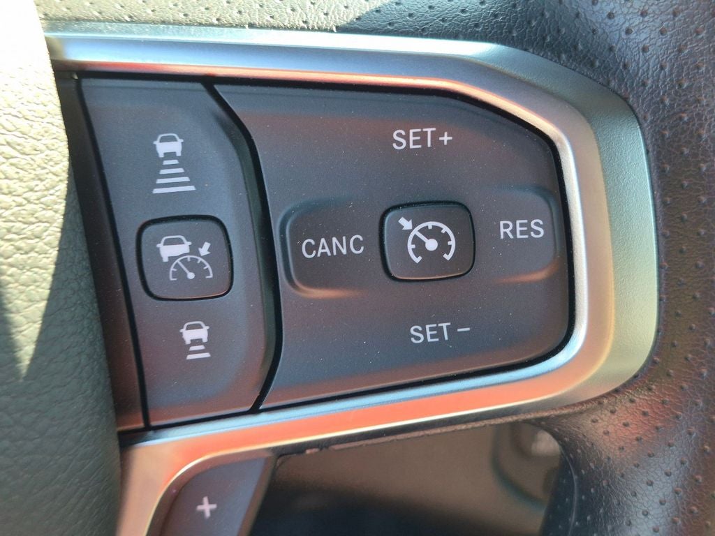 2026 RAM 1500 Express - Photo 14