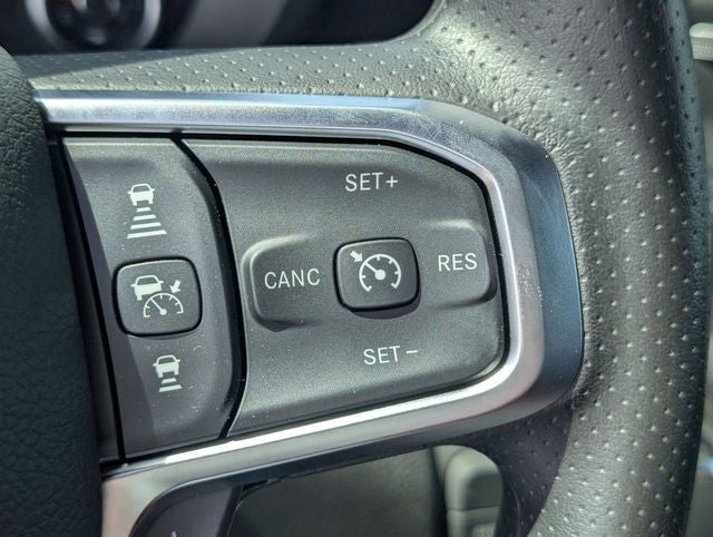 2026 RAM 1500 RAM 1500 EXPRESS CREW CAB 4X4 5'7' BOX
