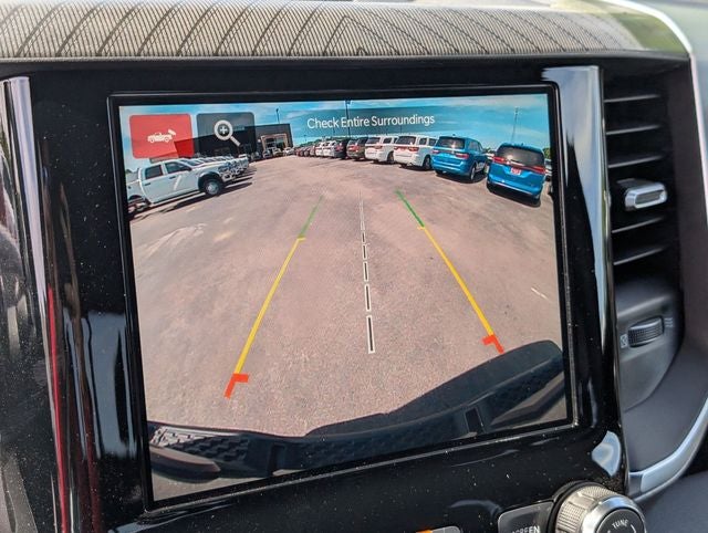 2026 RAM 1500 RAM 1500 EXPRESS CREW CAB 4X4 5'7' BOX