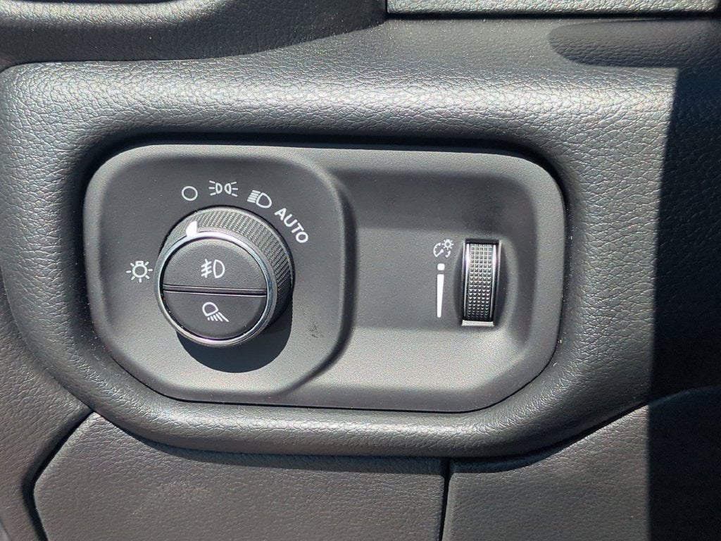 2027 RAM 2500 Black Express