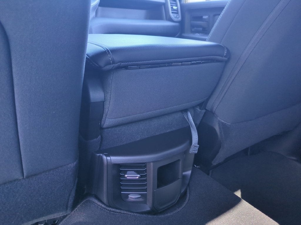 2027 RAM 2500 Black Express