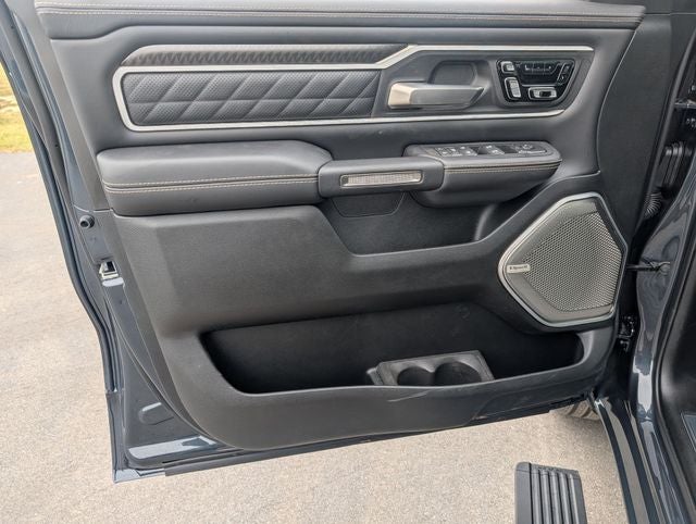 2026 RAM 2500 RAM 2500 TRADESMAN CREW CAB 4X4 6'4' BOX