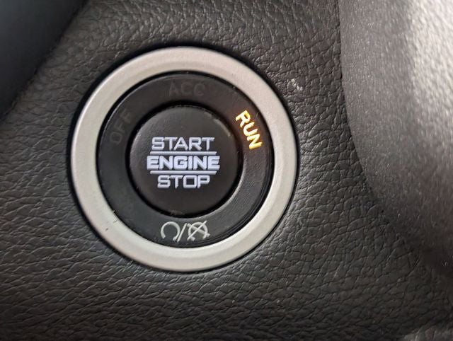2019 RAM 2500 Tradesman Crew Cab 4x4 6'4' Box