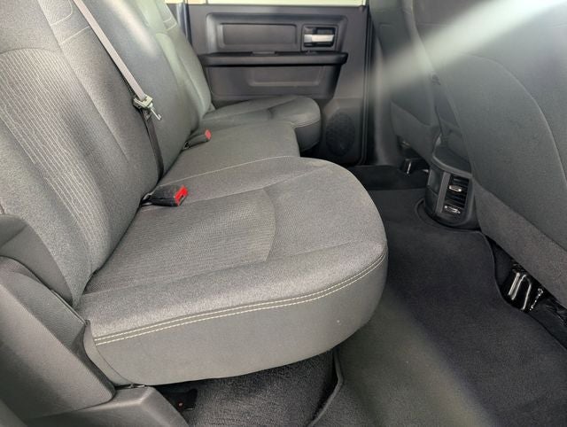 2019 RAM 2500 Tradesman Crew Cab 4x4 6'4' Box