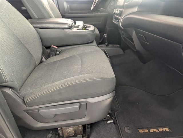 2019 RAM 2500 Tradesman Crew Cab 4x4 6'4' Box