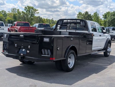 2026 RAM Ram 5500 Chassis Cab RAM 5500 TRADESMAN CHASSIS CREW CAB 4X4 84' CA