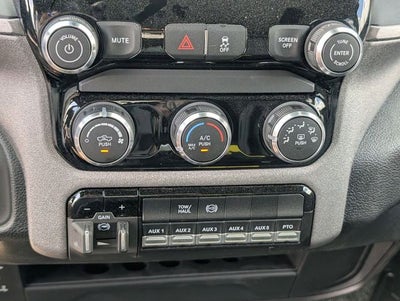 2026 RAM 5500HD RAM 5500 TRADESMAN CHASSIS CREW CAB 4X4 84' CA