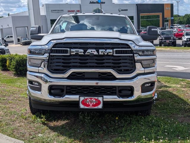 2026 RAM Ram 3500 Chassis Cab RAM 3500 TRADESMAN CREW CAB CHASSIS 4X4 60' CA