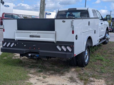 2026 RAM Ram 3500 Chassis Cab RAM 3500 TRADESMAN CREW CAB CHASSIS 4X4 60' CA