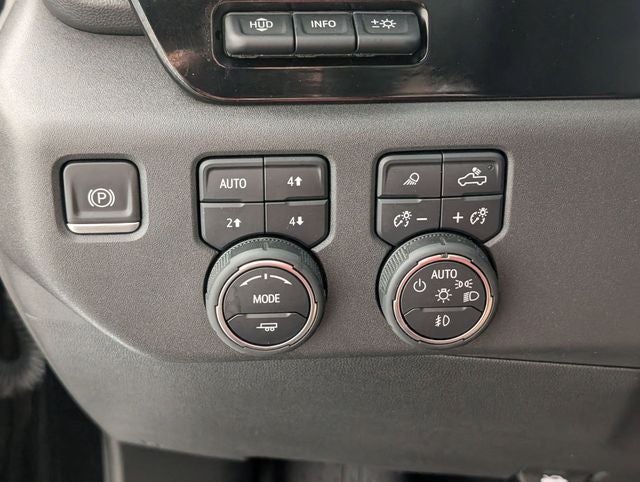 2022 Chevrolet Silverado 1500 4WD Crew Cab Short Bed ZR2