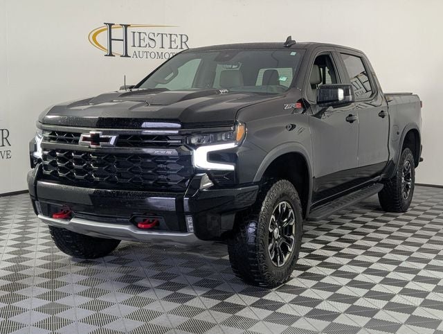 2022 Chevrolet Silverado 1500 4WD Crew Cab Short Bed ZR2