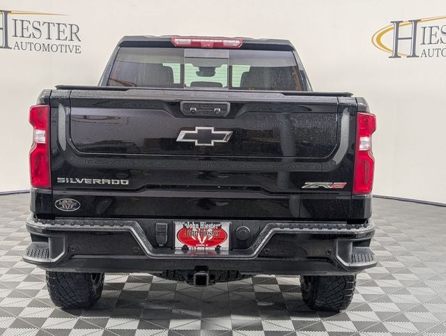 2022 Chevrolet Silverado 1500 4WD Crew Cab Short Bed ZR2