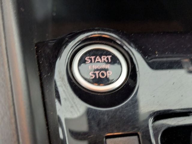 2021 Nissan Versa S Xtronic CVT