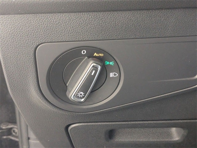 2024 Volkswagen Tiguan 2.0T Wolfsburg Edition