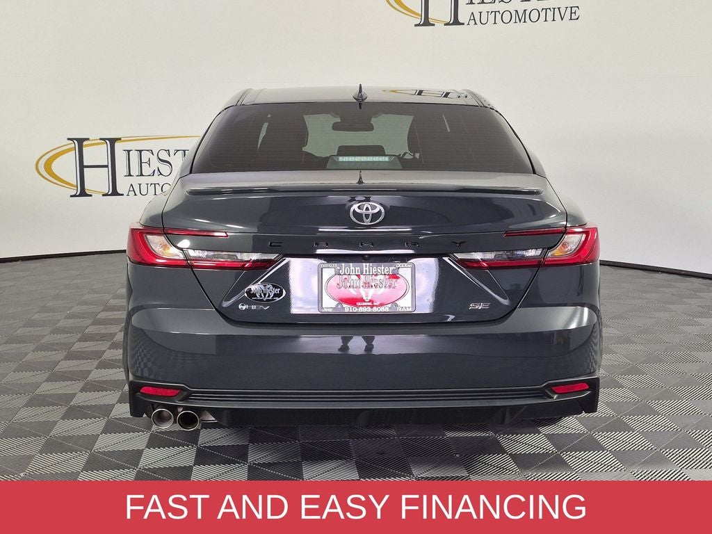 2025 Toyota Camry SE