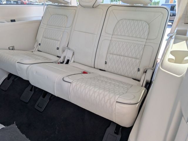 2021 Lincoln Navigator L Black Label L