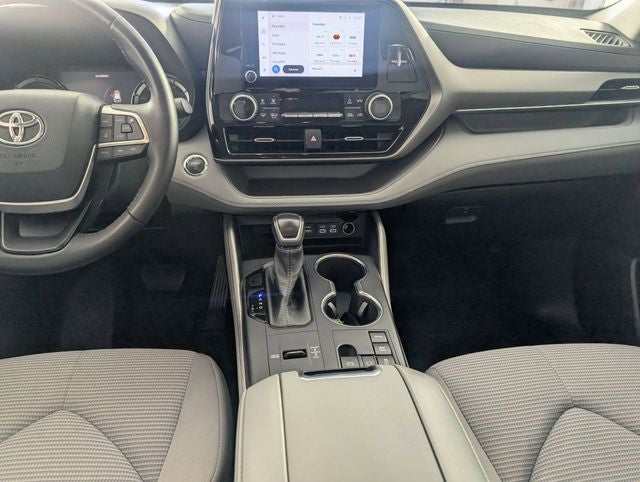 2023 Toyota Highlander Hybrid LE