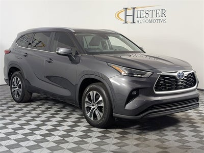 2023 Toyota Highlander Hybrid XLE