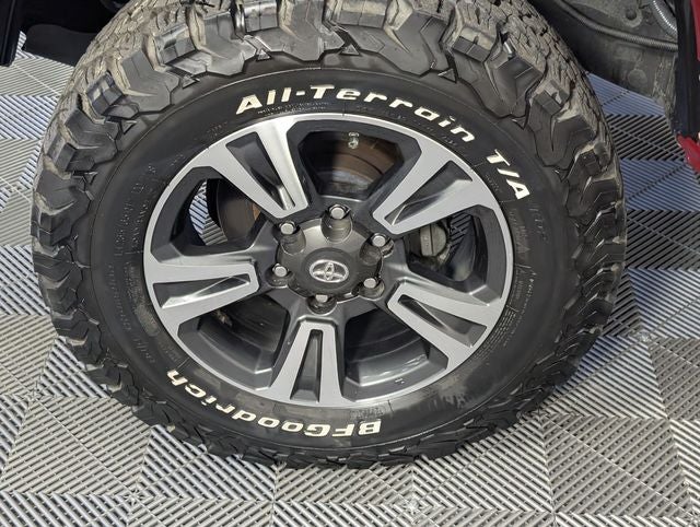 2017 Toyota Tacoma TRD Sport