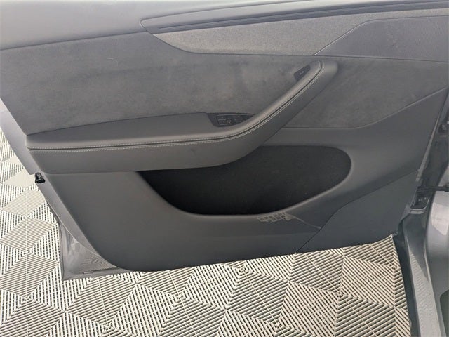 2026 Tesla Model Y Long Range