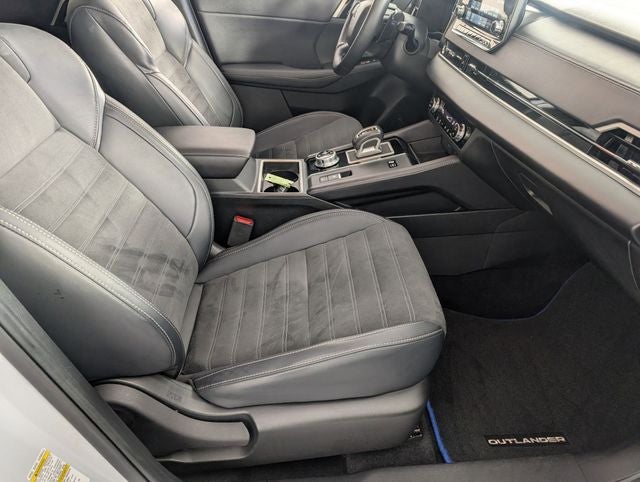 2024 Mitsubishi Outlander PHEV SE S-AWC