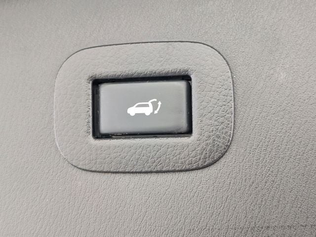 2020 Nissan Armada SV