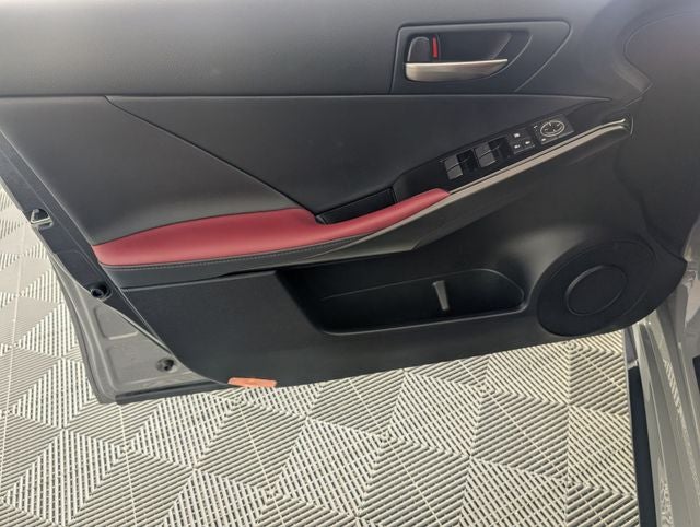 2025 Lexus IS 350 F SPORT Design