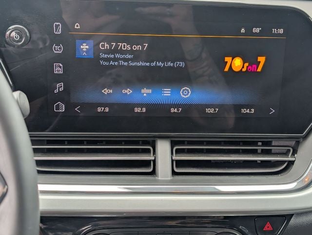 2025 Chevrolet Trax LT