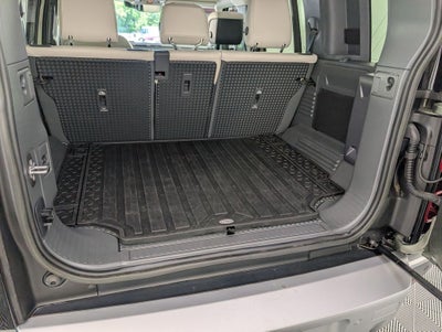 2023 Land Rover Defender 110 SE
