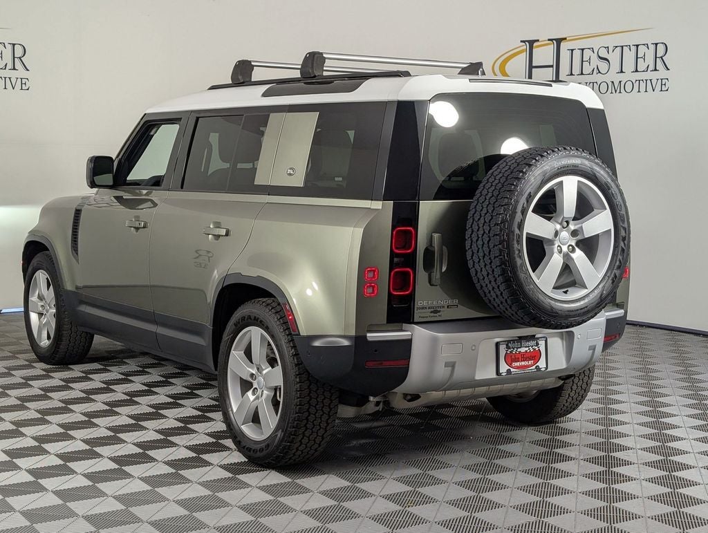 2023 Land Rover Defender 110 SE