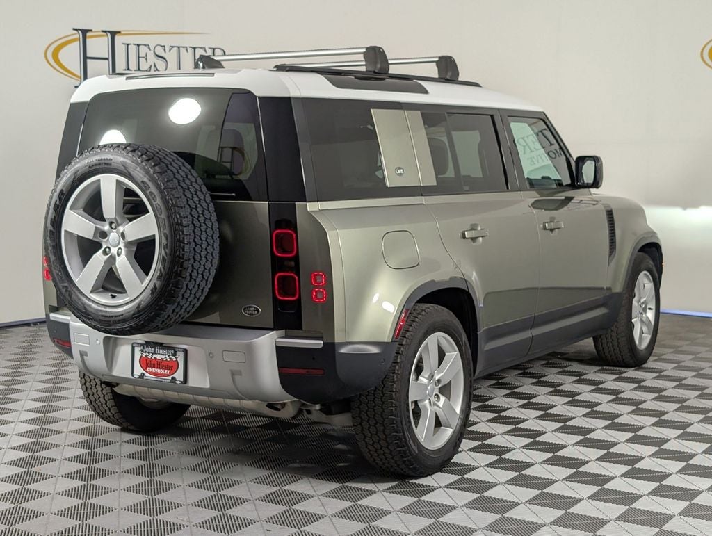 2023 Land Rover Defender 110 SE