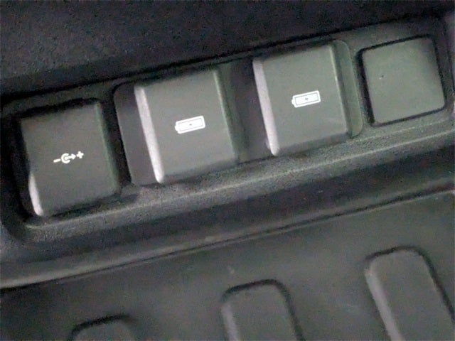 2023 Land Rover Discovery S