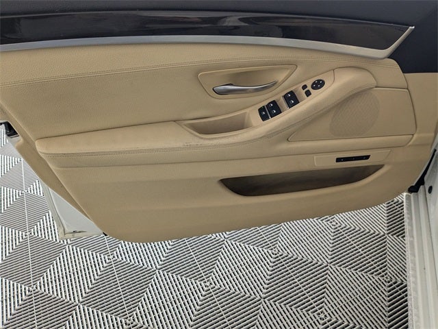 2014 BMW 5 Series 528i