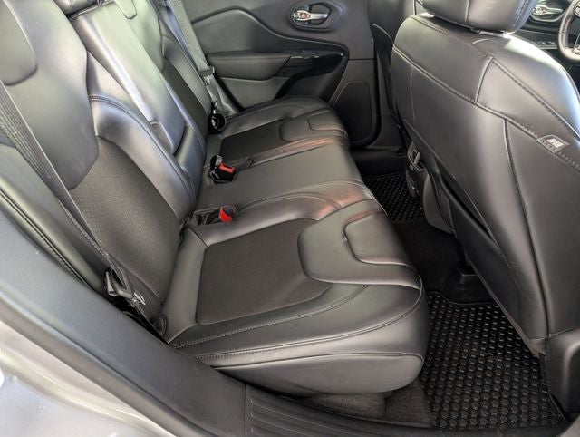 2020 Jeep Cherokee Altitude