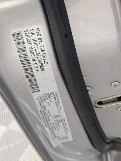 2020 Jeep Cherokee Altitude