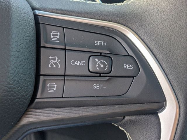 2025 Jeep Grand Cherokee Laredo X