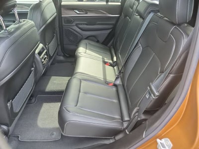 2027 Jeep Grand Cherokee Limited