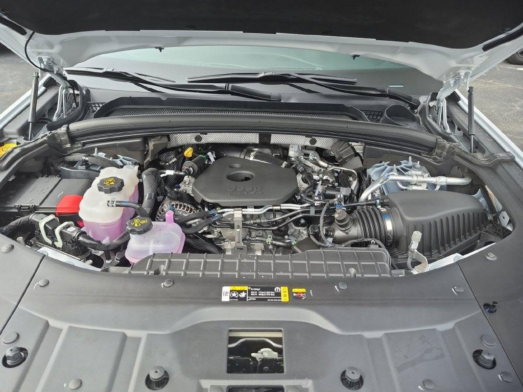 2026 Jeep Grand Cherokee Base
