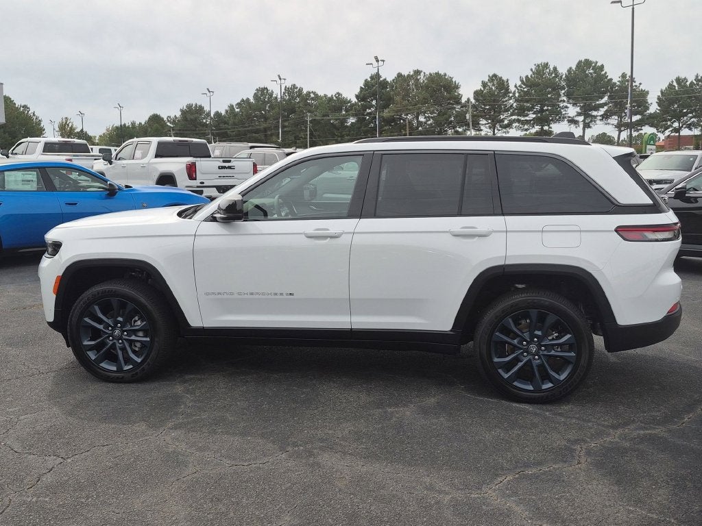 2026 Jeep Grand Cherokee Base