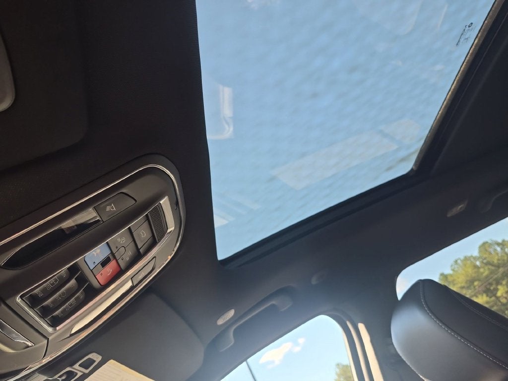 2027 Jeep Grand Cherokee Limited Reserve