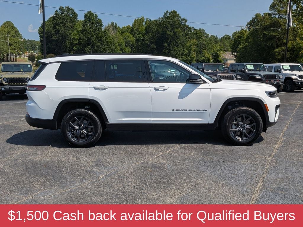 2027 Jeep Grand Cherokee L Laredo Altitude