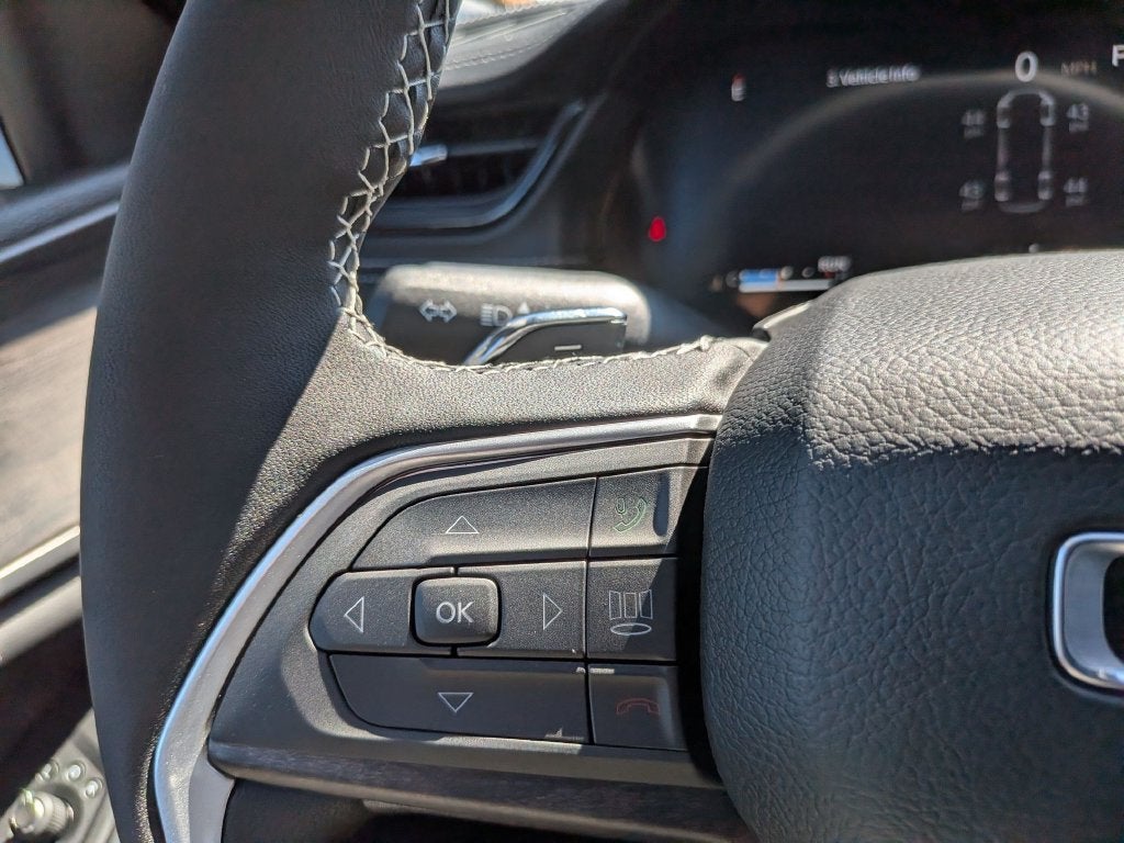 2027 Jeep Grand Cherokee L Laredo Altitude