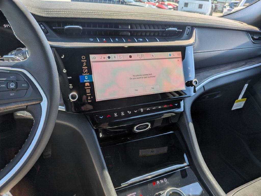 2027 Jeep Grand Cherokee L Laredo Altitude