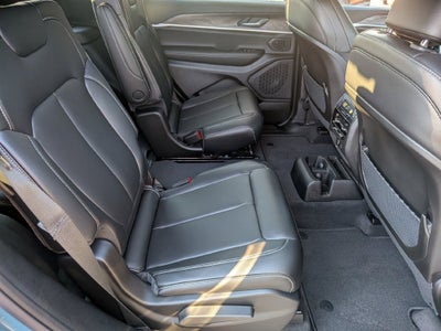 2027 Jeep Grand Cherokee L Limited